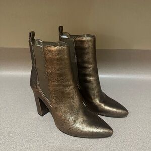 Vince Camuto block heel bootie